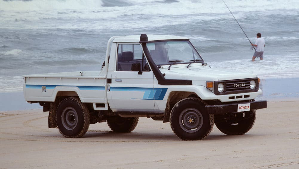 70 Series Land Cruiser Decal Body Stripe Kit (Broome) - 75/79 Series Single Cab (1985-)
