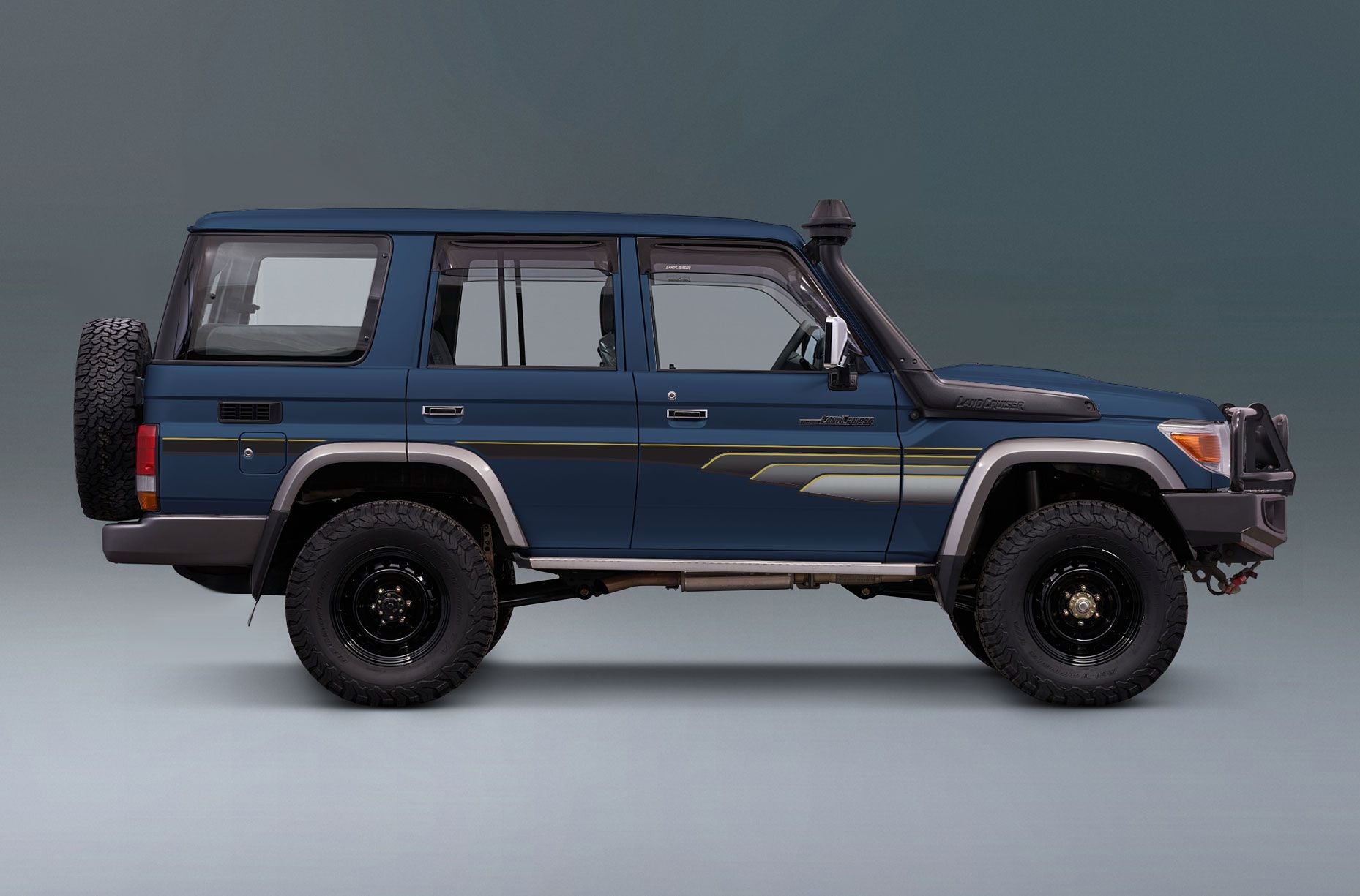 70 Series Land Cruiser Decal Body Stripe Kit (Muscat) - 76 Series (2007-)